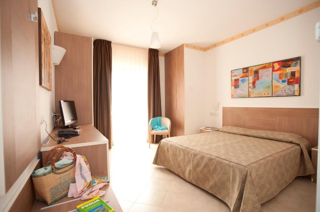 Oasiclub Hotel Vieste Zimmer foto