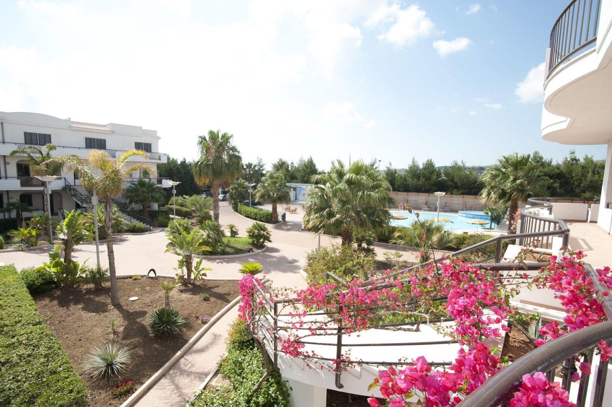 Oasiclub Hotel Vieste Exterior foto