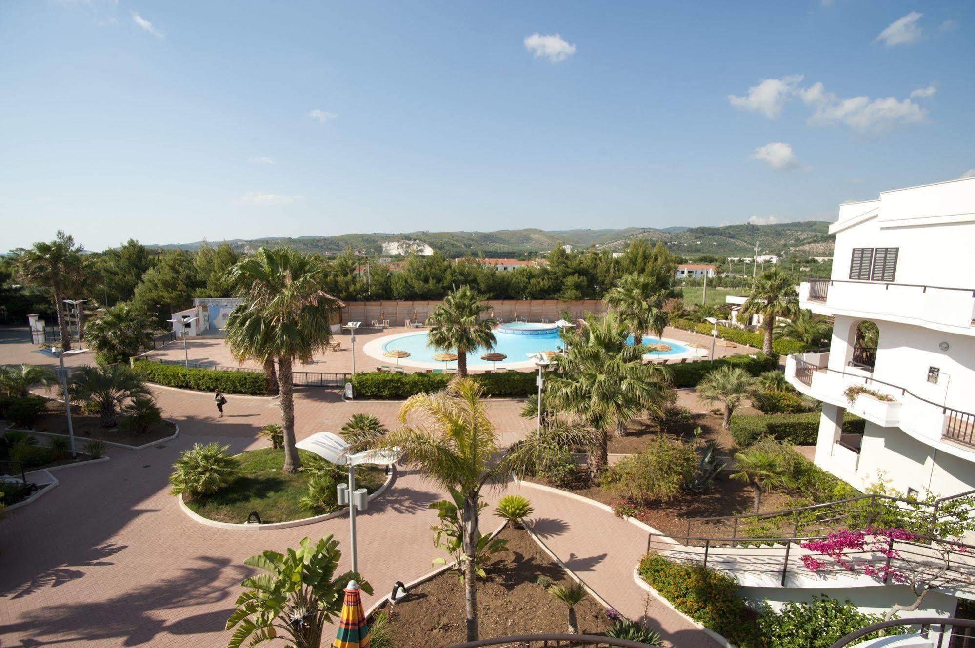 Oasiclub Hotel Vieste Exterior foto